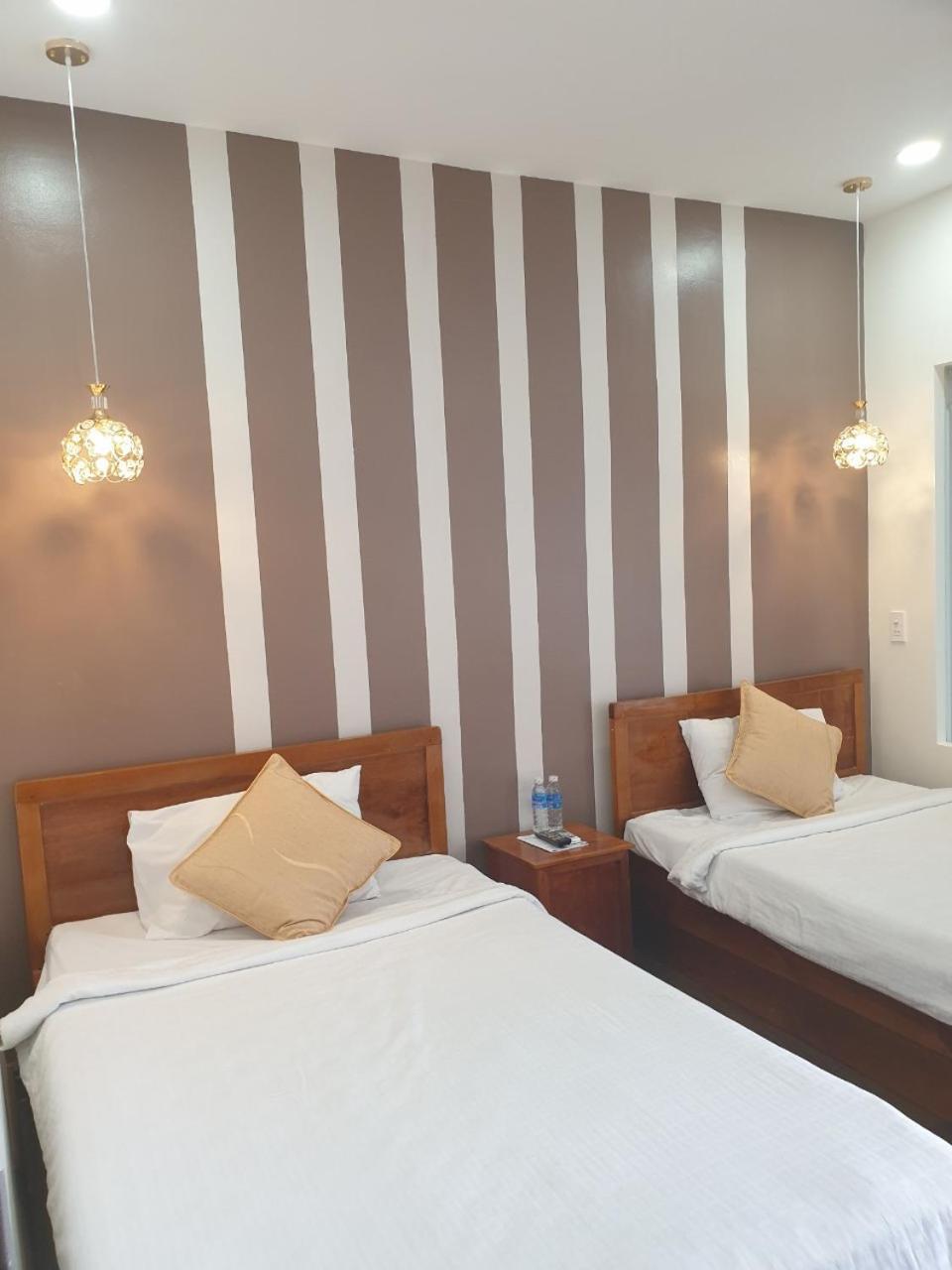 Khach San Quoc Te Hotel Ca Mau Exterior photo